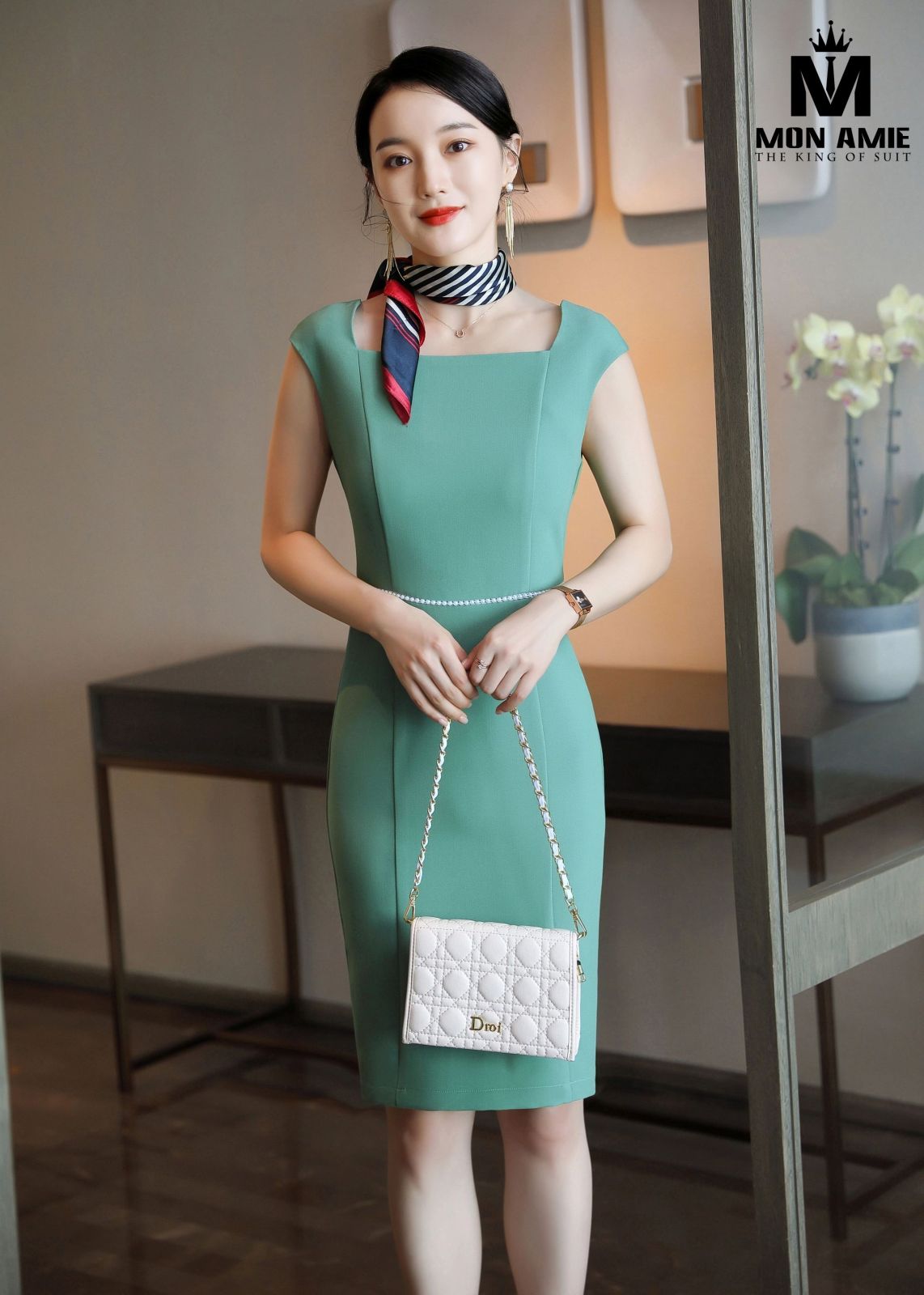 Seafoam Tulip Dress With Short Sleeves 